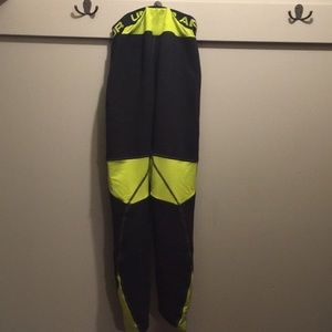 Thermal compression pants